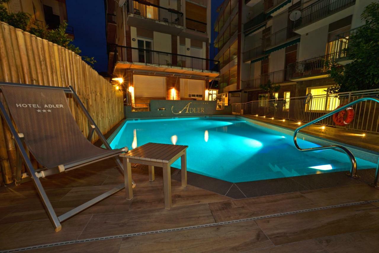 Hotel Adler Alassio Exterior photo