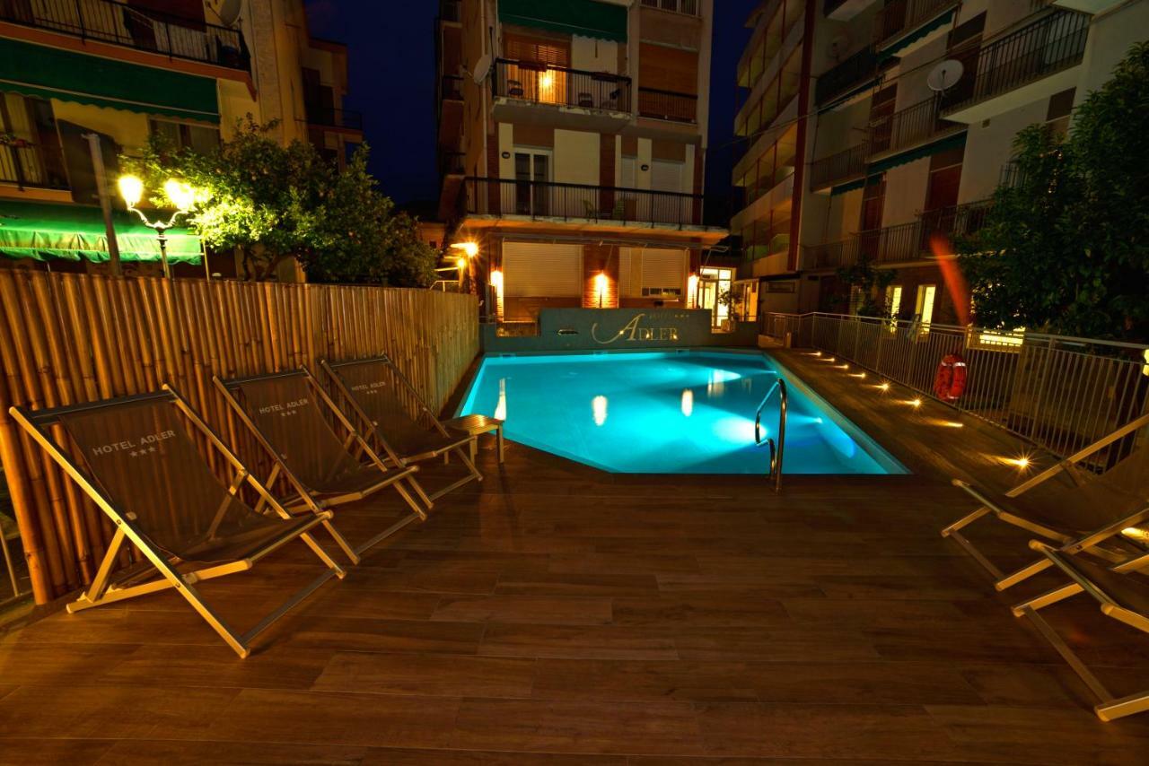 Hotel Adler Alassio Exterior photo
